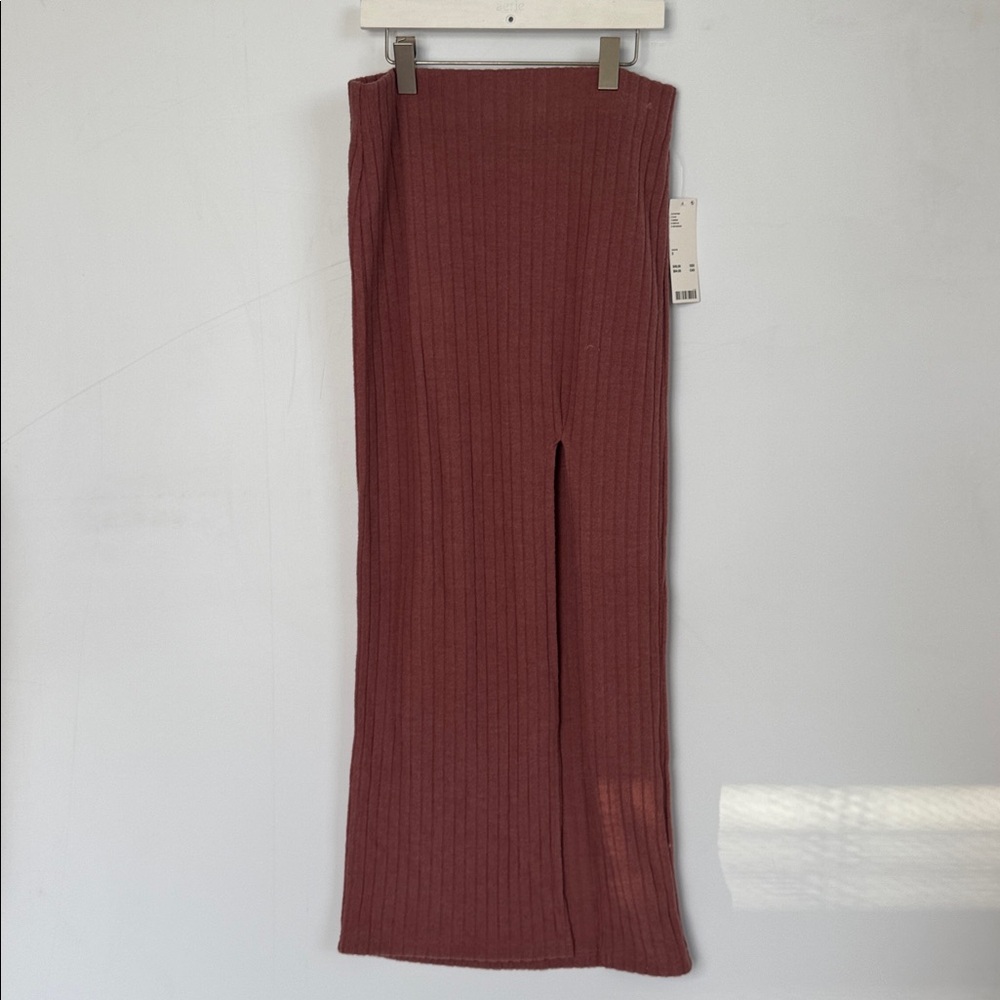 NWT UO Out From Under Bounce Plush Zuki Ribbed Maxi Skirt Size Small - Picture 7 of 12